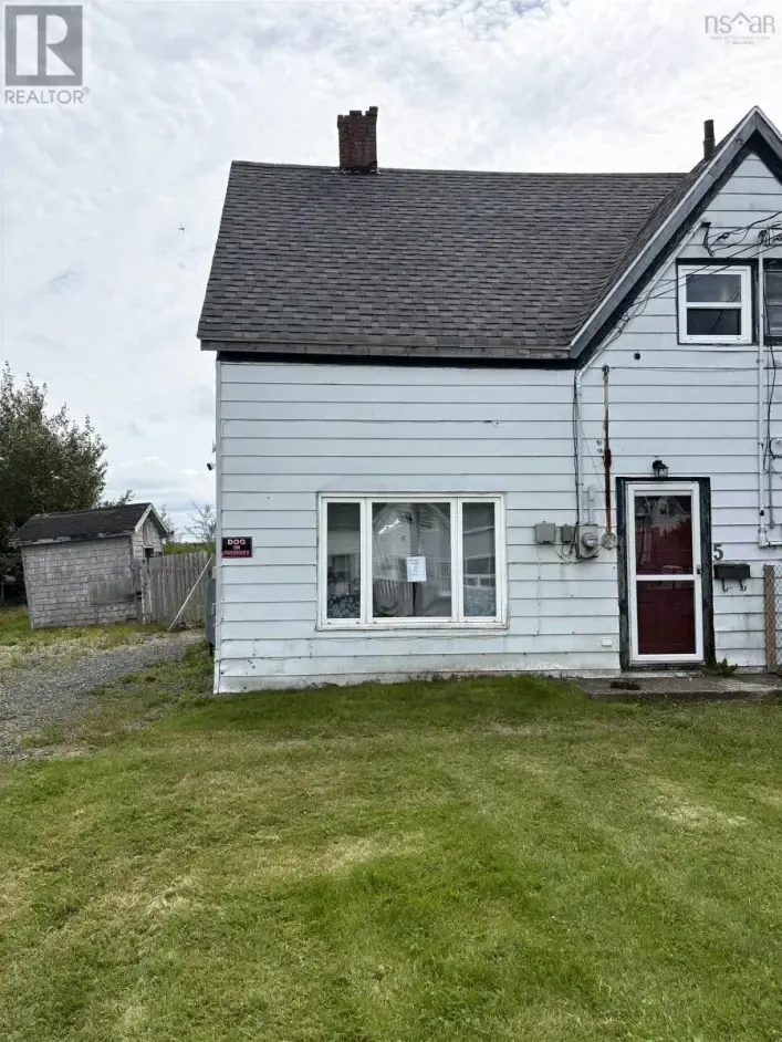 5 International Street, Glace Bay