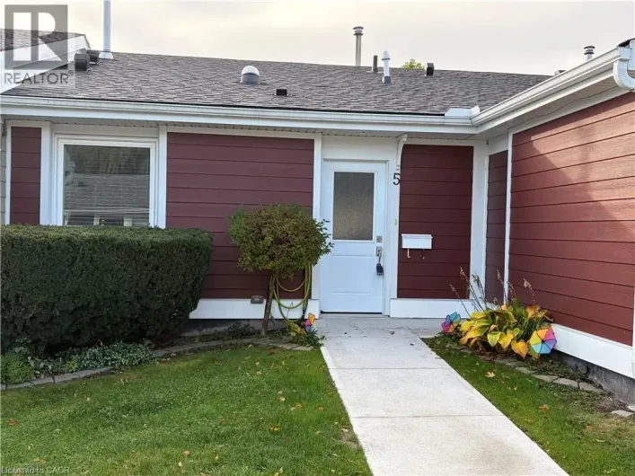 5 JACZENKO Terrace, Hamilton