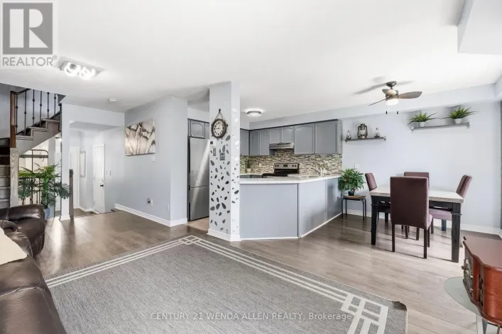 5 JAYS DRIVE, Whitby