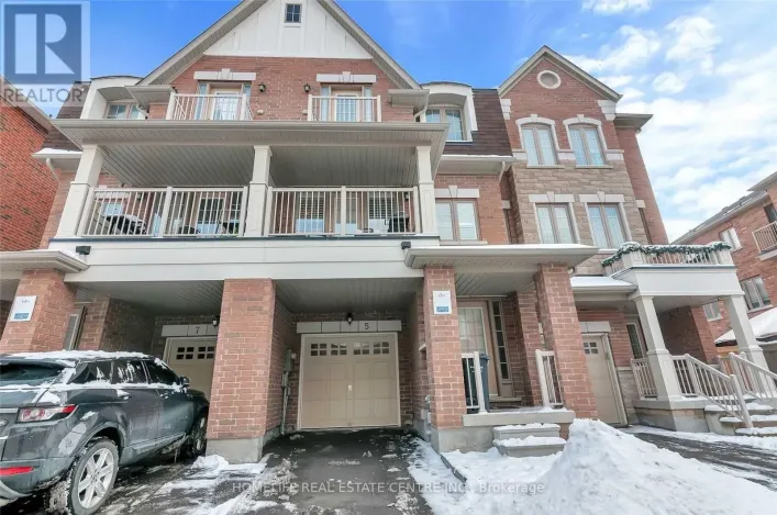 5 KAYAK HEIGHTS, Brampton