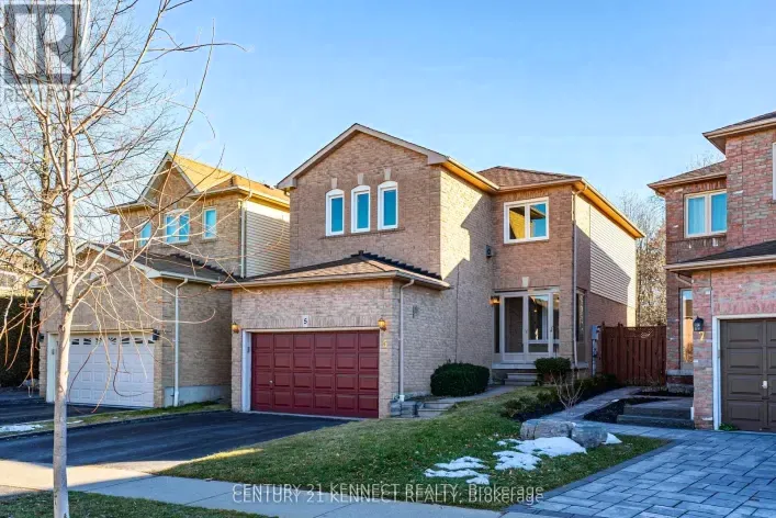5 KNOTTY PINE DRIVE, Whitby
