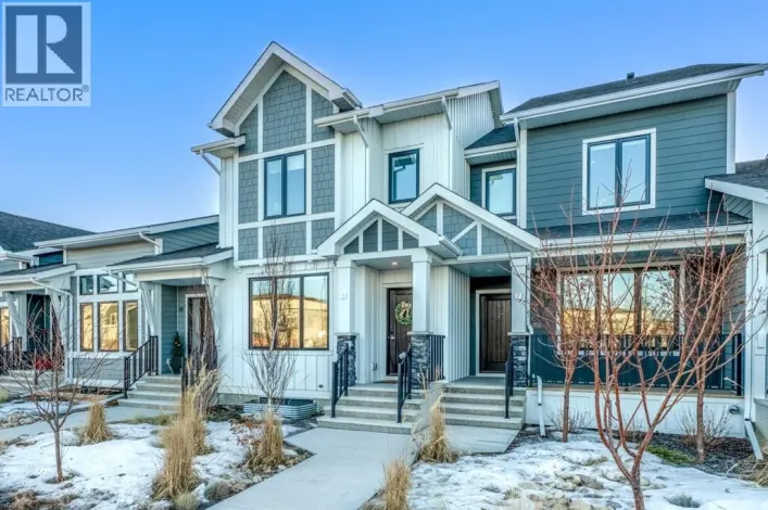5 Larkspur Bend, Okotoks