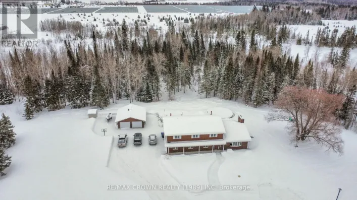 5 LAURIER PLACE, Hearst