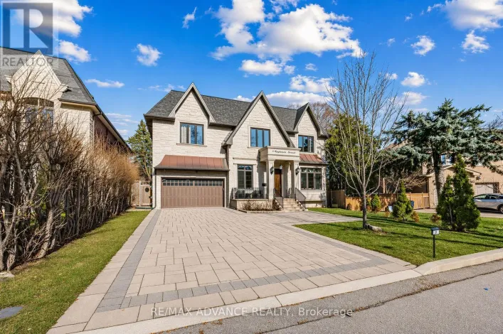 5 LLOYDMINSTER CRESCENT, Toronto