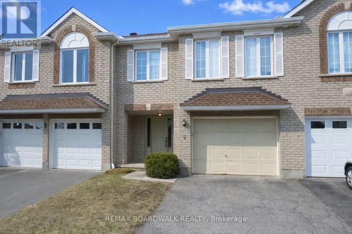 5 MAPLE PARK PRIVATE, Ottawa