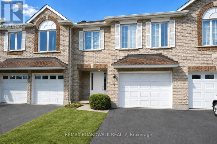 5 MAPLE PARK PRIVATE, Ottawa