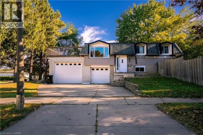 House for rent: 5 NATHANIEL Crescent, Kitchener