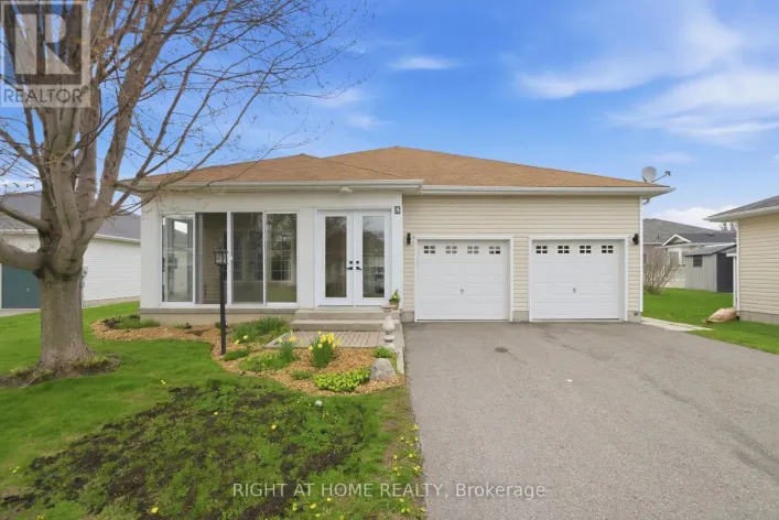 5 PARK PLACE LANE, Clarington