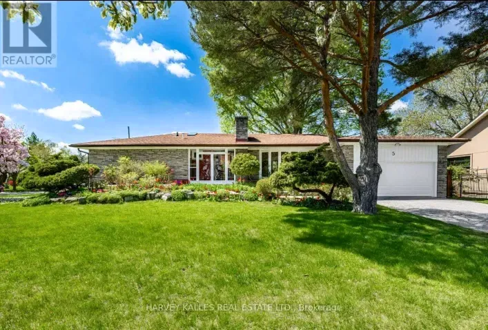 5 PARMBELLE CRESCENT, Toronto