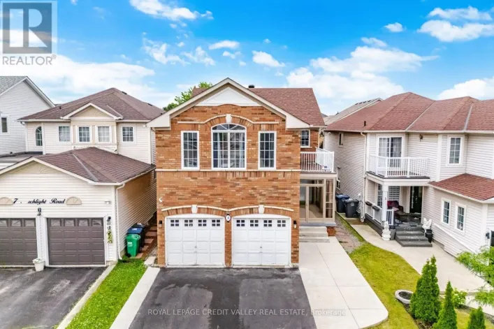 5 PORCHLIGHT ROAD, Brampton