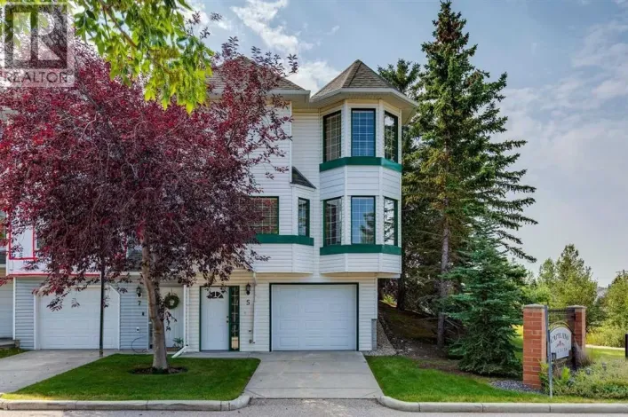 5 Prominence View SW, Calgary