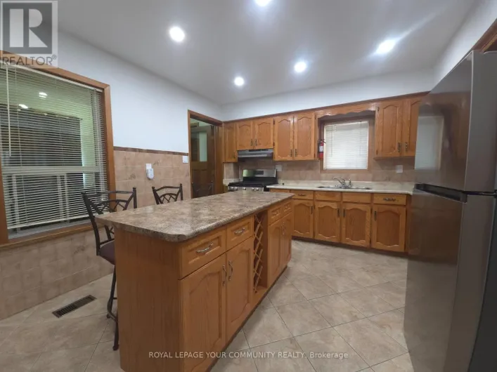 5 RIDEAU AVENUE, Toronto