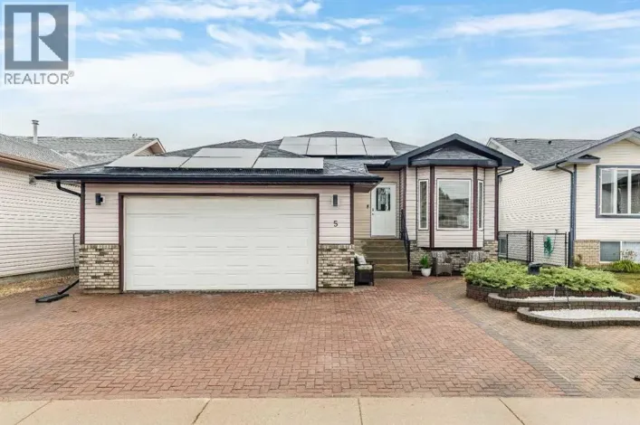5 Riverview Court SE, Redcliff