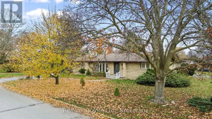 5 STANLEY PARK DRIVE, Belleville