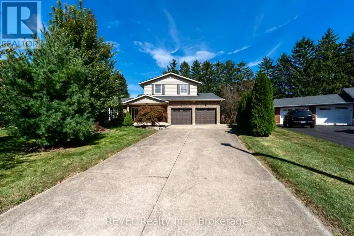 5 TOTTENHAM COURT, Niagara-on-the-Lake