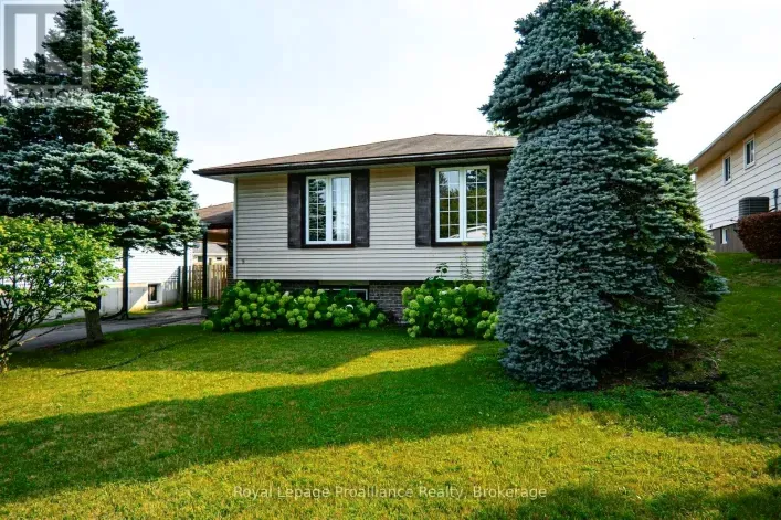 House for sale: 5 VAN ALSTINE DRIVE, Quinte West