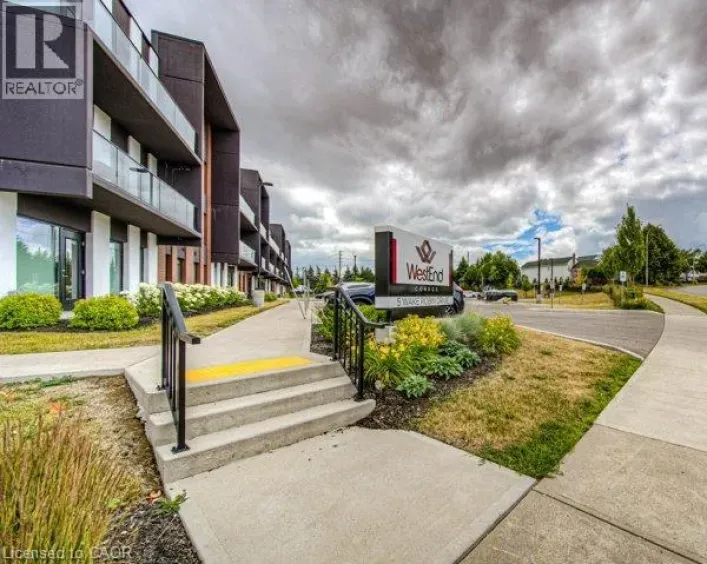 5 WAKE ROBIN Drive Unit# 107, Kitchener