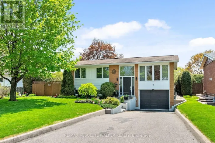 5 WEST HERRINGTON COURT, Ottawa