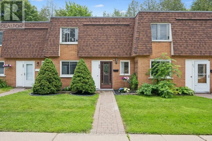 50 - 120 COUNTRY CLUB DRIVE, Guelph
