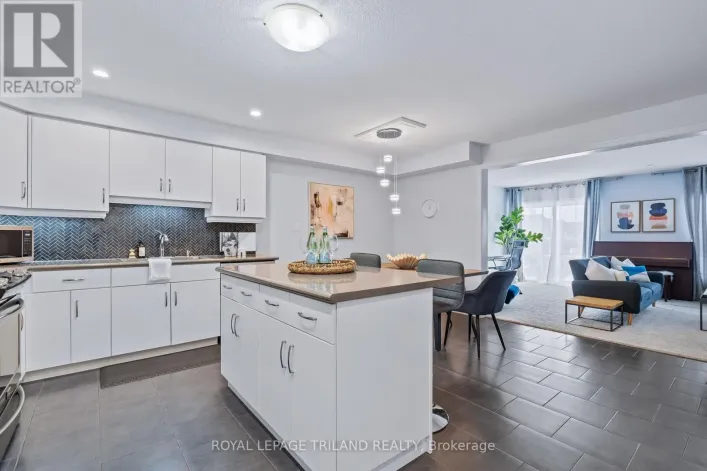 50 - 1220 RIVERBEND ROAD, London South