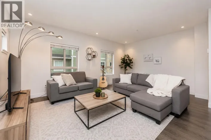 50 843 EWEN AVENUE, New Westminster