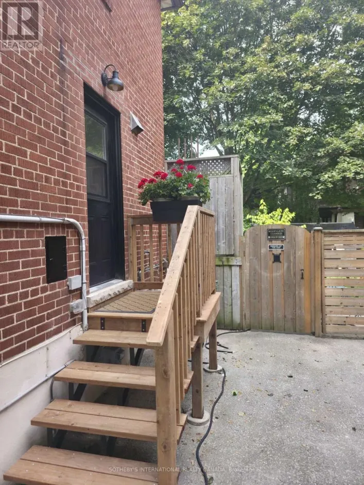 50 ALLANBROOKE DRIVE, Toronto