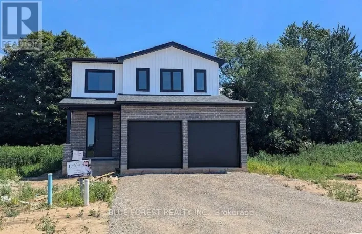 50 BEER CRESCENT, Strathroy-Caradoc