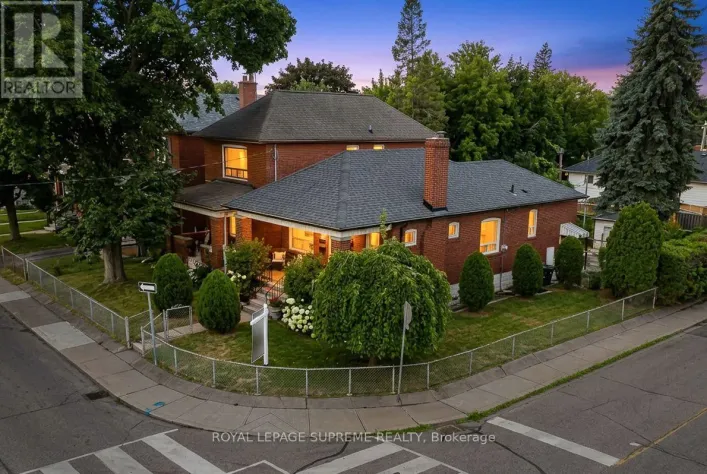 50 BROOKSIDE AVENUE, Toronto