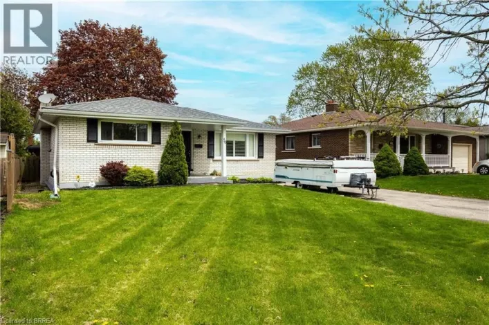 50 ELLENSON Drive, Brantford