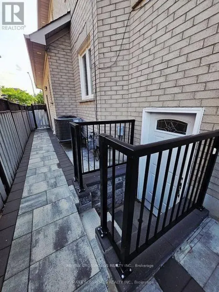 50 GRANDLEA CRESCENT, Markham