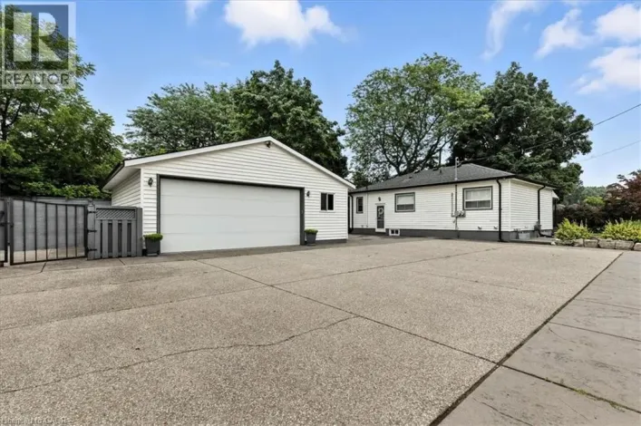 50 GROVE Crescent, Brantford