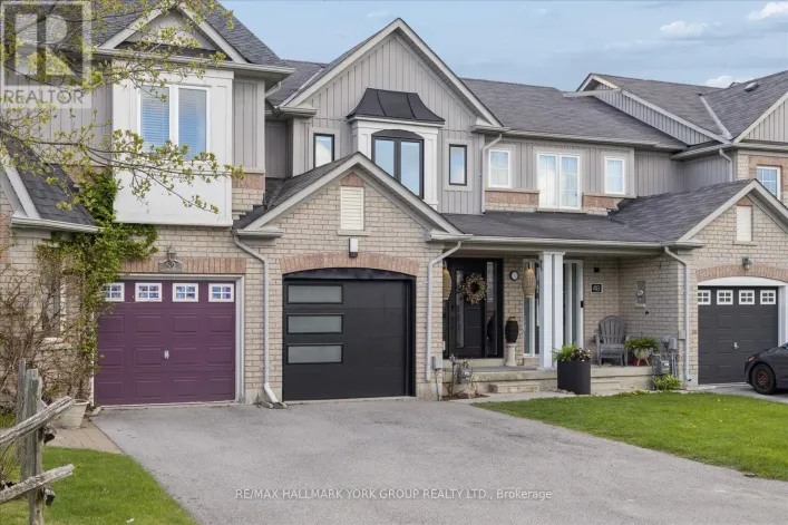 50 HAMMILL HEIGHTS, East Gwillimbury