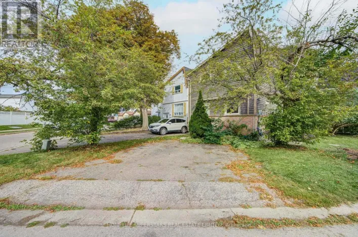 50 HOSKINS SQUARE, Brampton