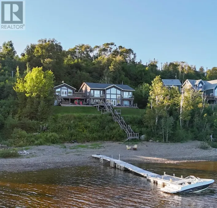50 Lakeside Drive, Humber Valley Resort