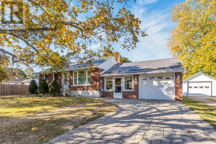 50 MACHENRY STREET, Lambton Shores