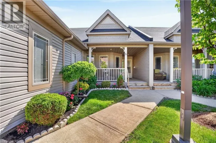 50 MIDLAND Drive Unit# 8, Kitchener