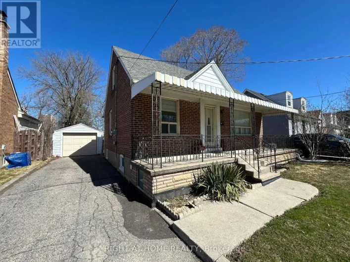 50 MOORE PARK AVENUE, Toronto