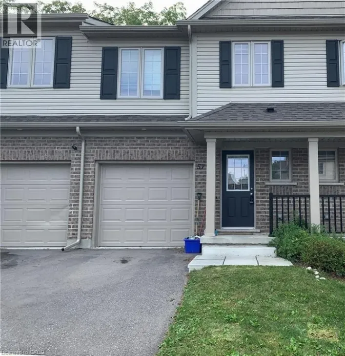 50 PINNACLE Drive Unit# 57, Kitchener