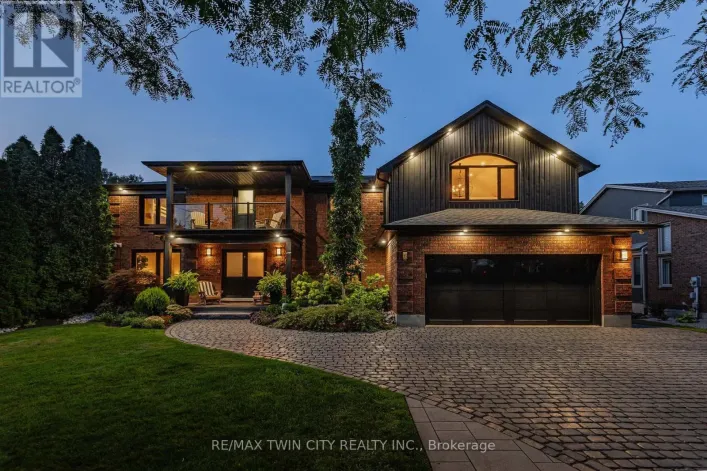 50 ROEHAMPTON COURT, Kitchener