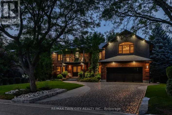50 ROEHAMPTON COURT, Kitchener