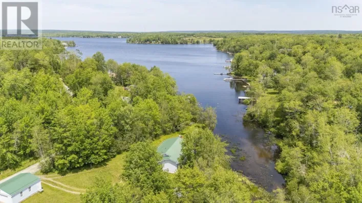 50 South Stewart Road, Shortts Lake