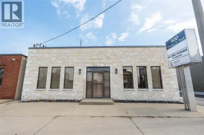500 CHRISTINA STREET, Sarnia