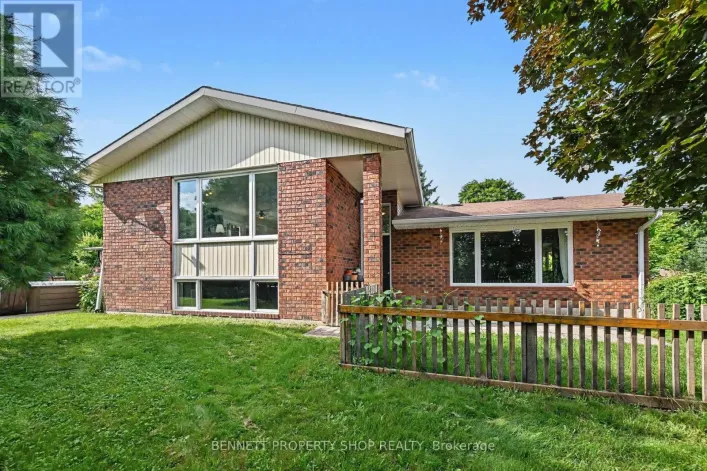 500 MALONEY ROAD, Renfrew