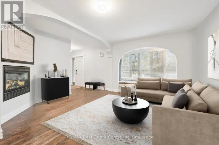 500 WATSON PARKWAY S, Guelph