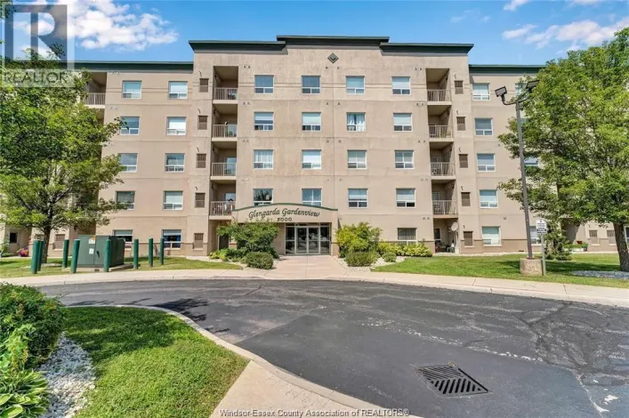 5000 WYANDOTTE Unit# 304, Windsor