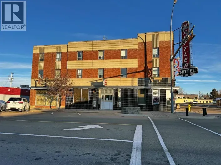 5001 50 Street, Stettler