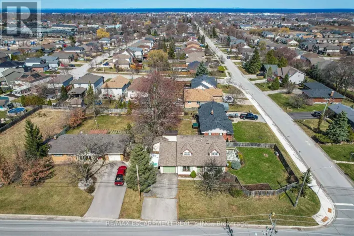 5001 HILLSIDE DRIVE, Lincoln
