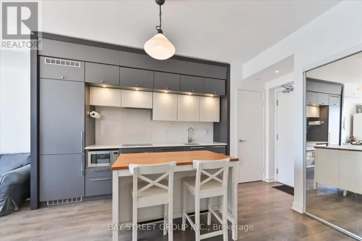 5002 - 15 GRENVILLE STREET, Toronto