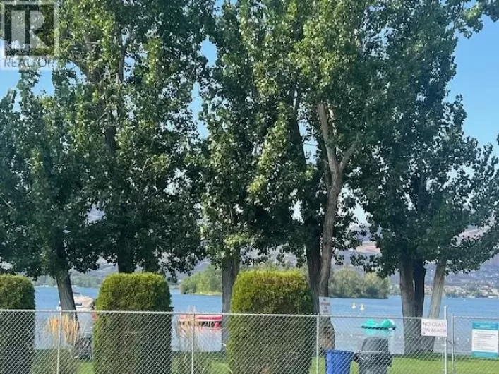 5005 Lakeshore Drive Unit# 34, Osoyoos