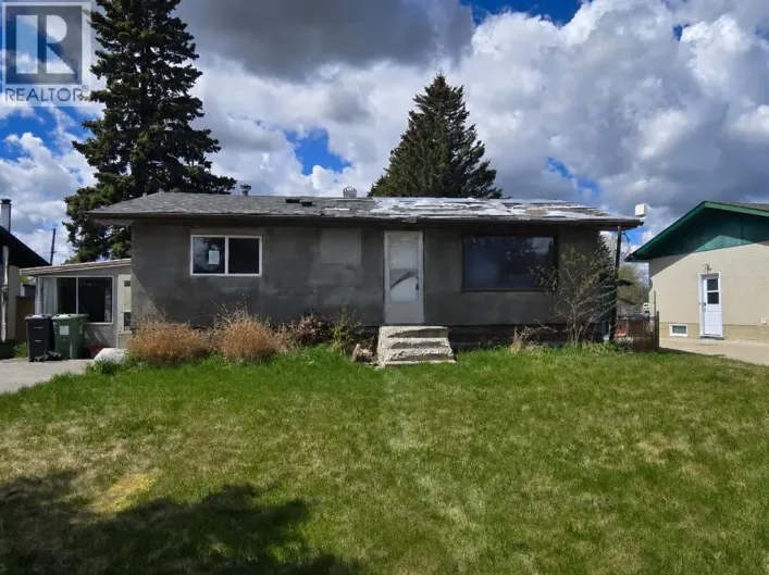 5008 56 Street, Rocky Mountain House